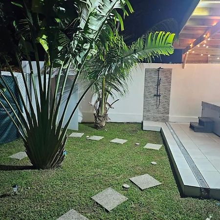 Sweet Colibri Apartment Saint-Pierre Luaran gambar